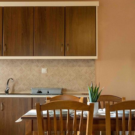 Karyon Apartments Kariofiton Экстерьер фото