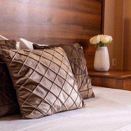 Karyon Apartments Kariofiton Экстерьер фото