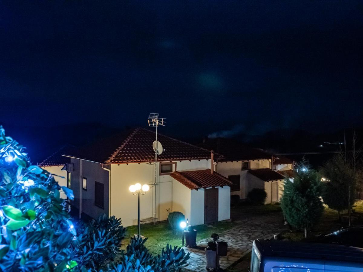 Karyon Apartments Kariofiton Экстерьер фото