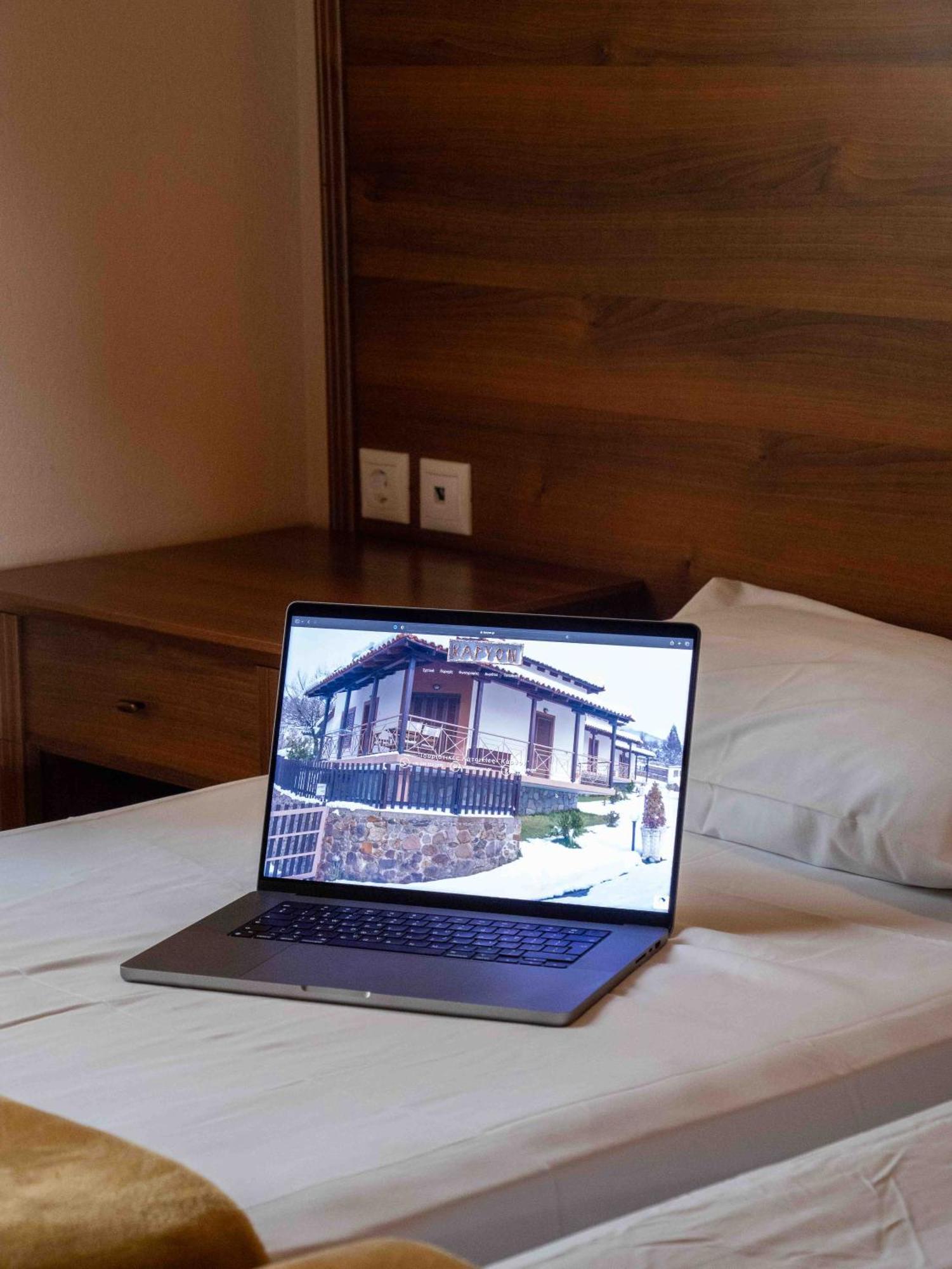 Karyon Apartments Kariofiton Экстерьер фото