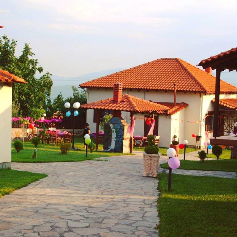 Karyon Apartments Kariofiton Экстерьер фото